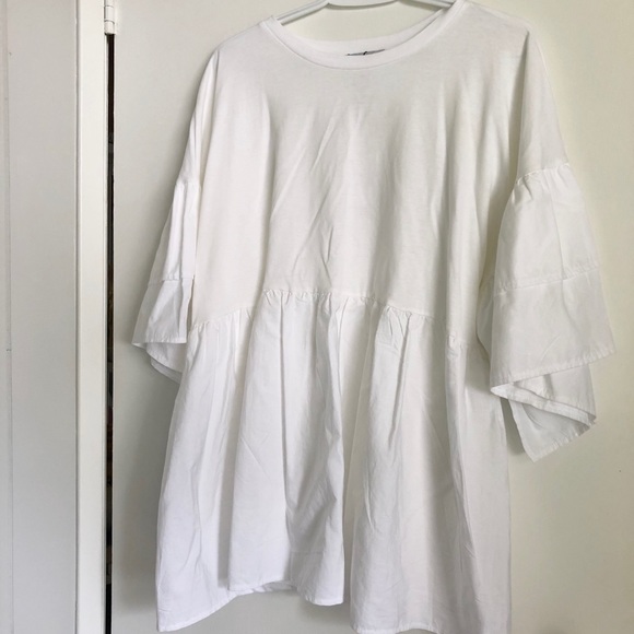 Zara Ruffle Sleeve Top - Picture 1 of 3